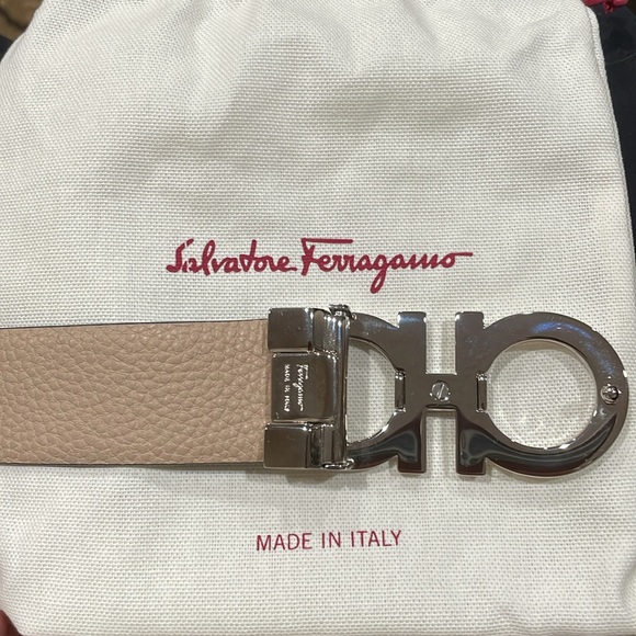 Salvatore Ferragamo reversible belt - Picture 3 of 3